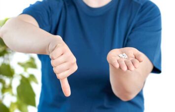 Are Diet Pills bad for you? (Reviewed by Nutritionist)